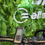 Farol Sinalizador Com Ciclocomputador Integrado 150 Lumens